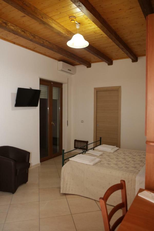 Hotel Maremonti Joppolo Exteriér fotografie